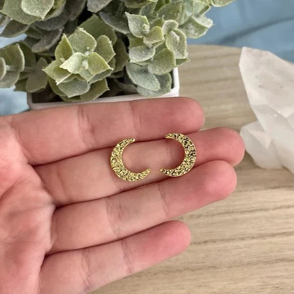 Moon Studs