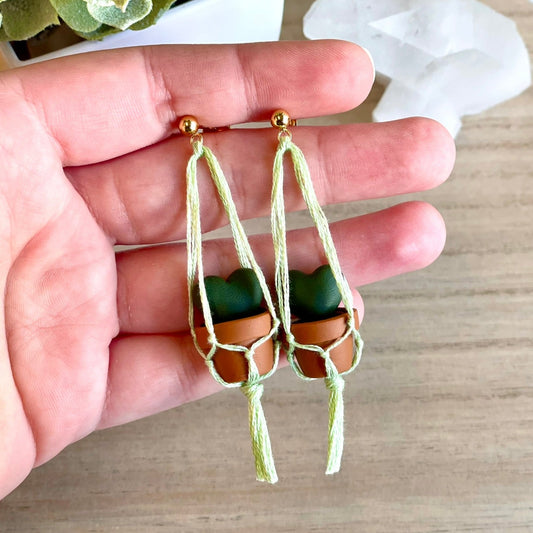 Macramé Hoya Heart Plant Earrings